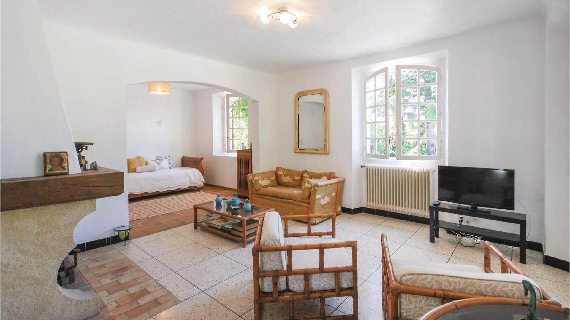 Stunning Home In Fayence With Wifi